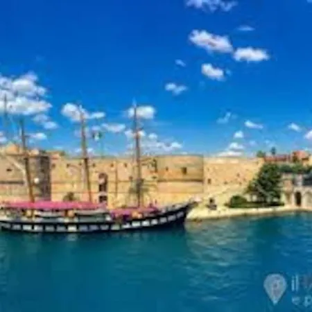 公寓 La Piccola Dimora 塔兰托